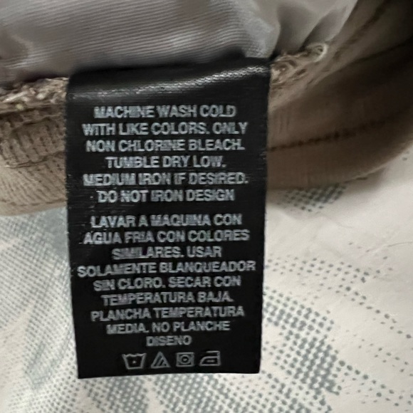 NWT! Beverly Hills Polo Club Shorts (Bermuda length) Women’s Size Large!! - Picture 10 of 14